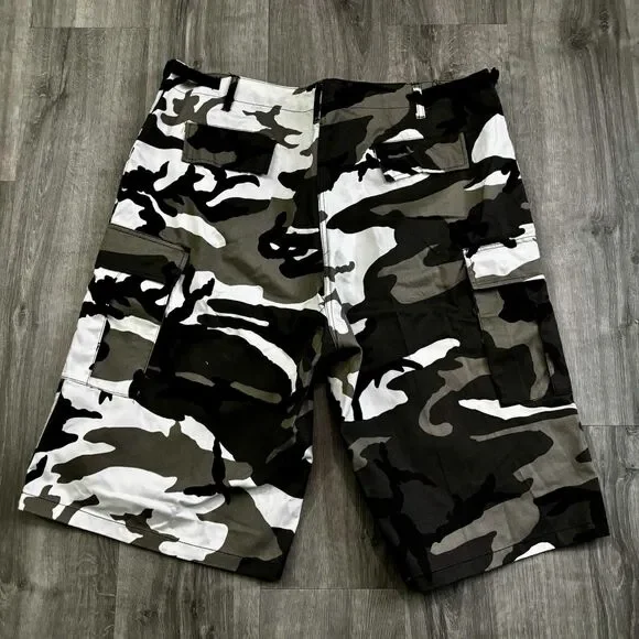 Rothco BDU Camo Long Shorts Men's Size 39 to 43 Adjustable Cargo RN 37572 - Picture 2 of 7